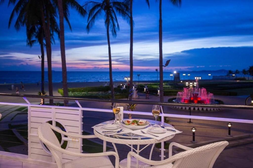 Ambassador City Jomtien Pattaya - Ocean Wing Hotel Na Chom Thian Exterior photo